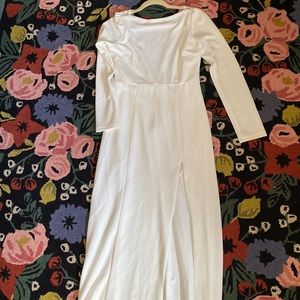 NWT Lulu’s White Maxi dress